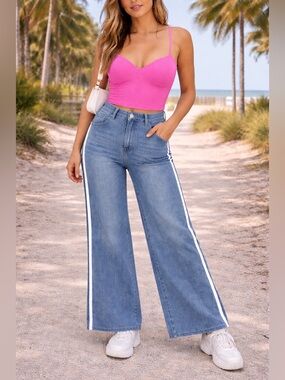 HALARA Blue Flare Jeans with White Stripe NWOT Sz Med/Petite(D/101)